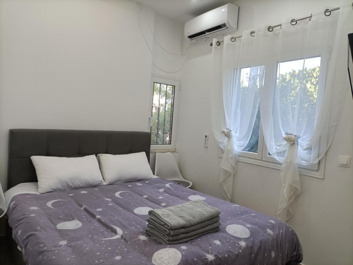 Beautiful Pedestrian Apartment Athens Exterior photo