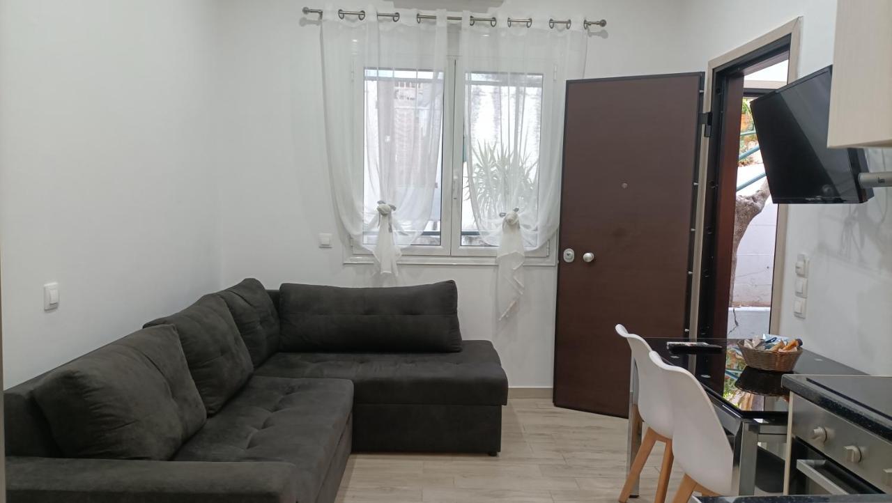 Beautiful Pedestrian Apartment Athens Exterior photo